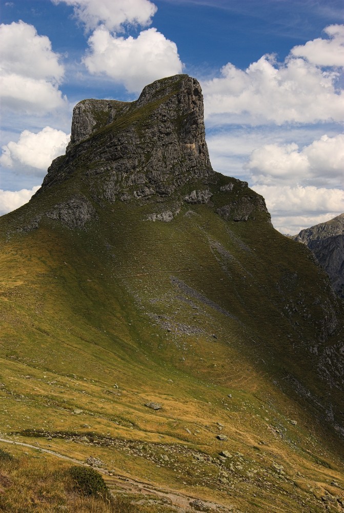 Pyrenees-05.jpg